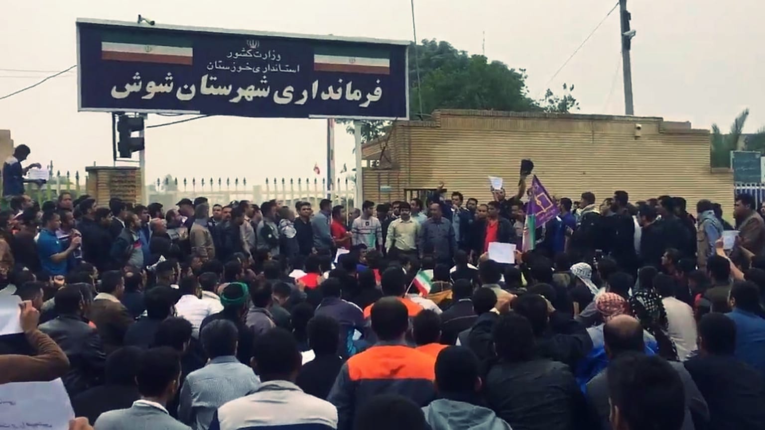 درخواست آزادی بازداشت‌شدگان در پانزدهمین روز اعتراضات کارگران هفت‌تپه