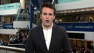 Theresa May en patronne à la conférence de son parti