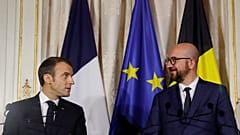 Terör yuvası olarak gösterilen Molenbeek Macron'un gelişine kayıtsız 