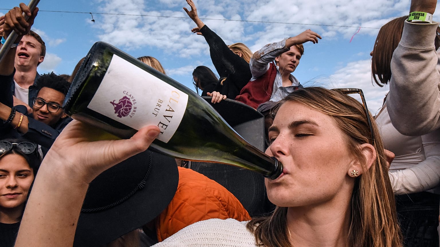 A hűvös éghajlaton élők hajlamosabbak a fokozott alkoholfogyasztásra