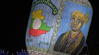 Мьянма: фестиваль огненных шаров начался с ЧП 