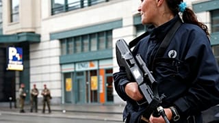 Επίθεση με μαχαίρι δέχθηκε αστυνομικός στις Βρυξέλλες
