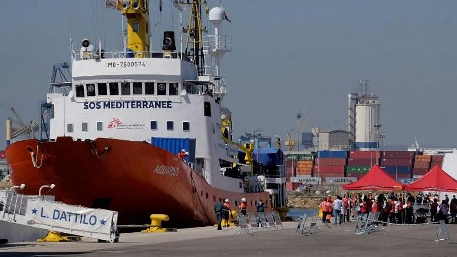 Why has Italy ordered the seizure of migrant ship Aquarius? | Euronews ...
