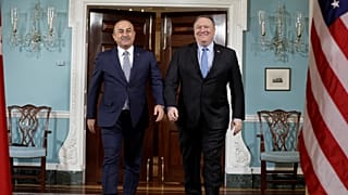 Τσαβούσογλου: «Δεν μπορεί να ακυρωθεί η παραγγελία των S-400»