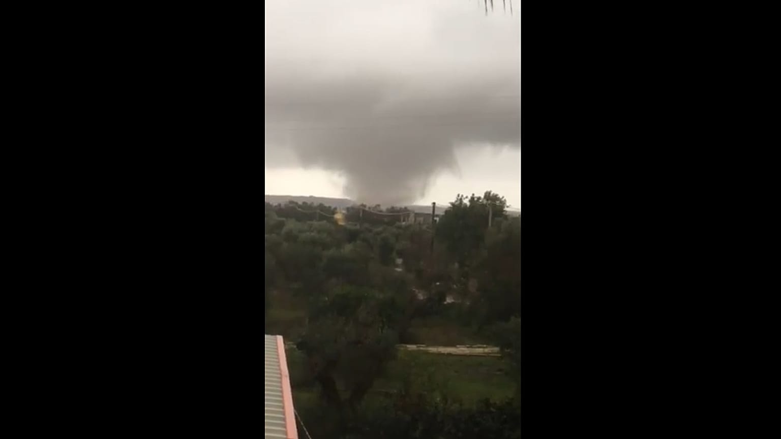 Dramatic waterspout forms off coast of Italian port town | The Cube