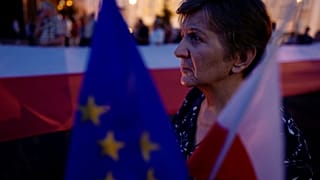 Polonya'dan yargıda geri adım: Tartışmalı Yüksek Mahkeme yasası değişiyor
