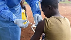 Ebola tehditi artıyor: Bir günde 13 yeni vaka tespit edildi