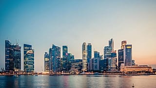 شرطة الإمارات تنفي خبر مقتل عربي على يد صديقته وتقديمه لعمال باكستانيين