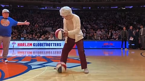 Falsche Basketball-Omi zaubert wie ein Profi