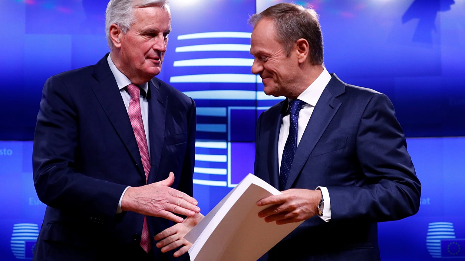 Tusk confirma acordo entre Reino Unido e UE para o Brexit