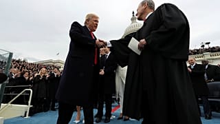 Trump: Obamacı hakimler ülke güvenliğini tehlikeye sokuyor