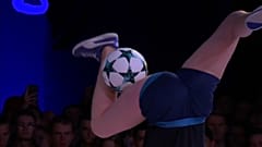 Agnieszka Mnich durante a coreografia que lhe valeu o título mundial