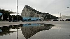 Nem örülnek a gibraltáriak a spanyol kormány beavatkozásának 