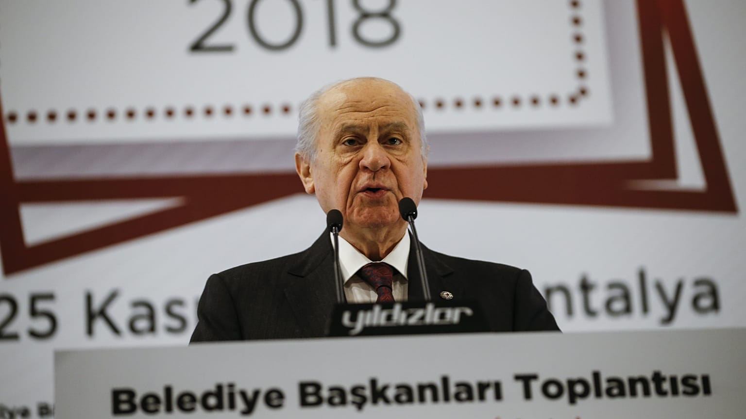 Erdoğan'dan üç büyükşehirde aday göstermeyeceklerini açıklayan Bahçeli'ye teşekkür