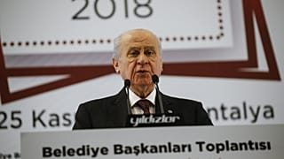 Erdoğan'dan üç büyükşehirde aday göstermeyeceklerini açıklayan Bahçeli'ye teşekkür