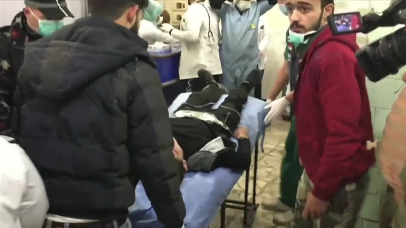 روسيا تعلن قصف حلب بقذائف غاز الكلور وسوريا تطالب بالتدخل الفوري لمجلس الأمن 