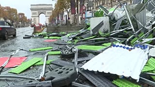 Macron mantiene el impuesto a los combustibles