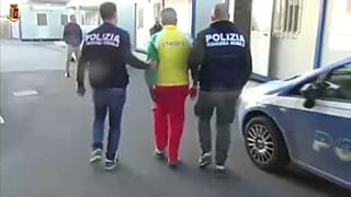 Embercsempészeket fogtak Olaszországban