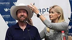 Chuck Norris Budapesten jelentette be új filmjét