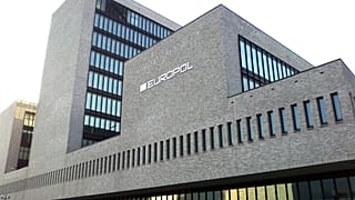 Europol bir yılda sahte ürün satan 33 bin 654 internet sitesini kapattı