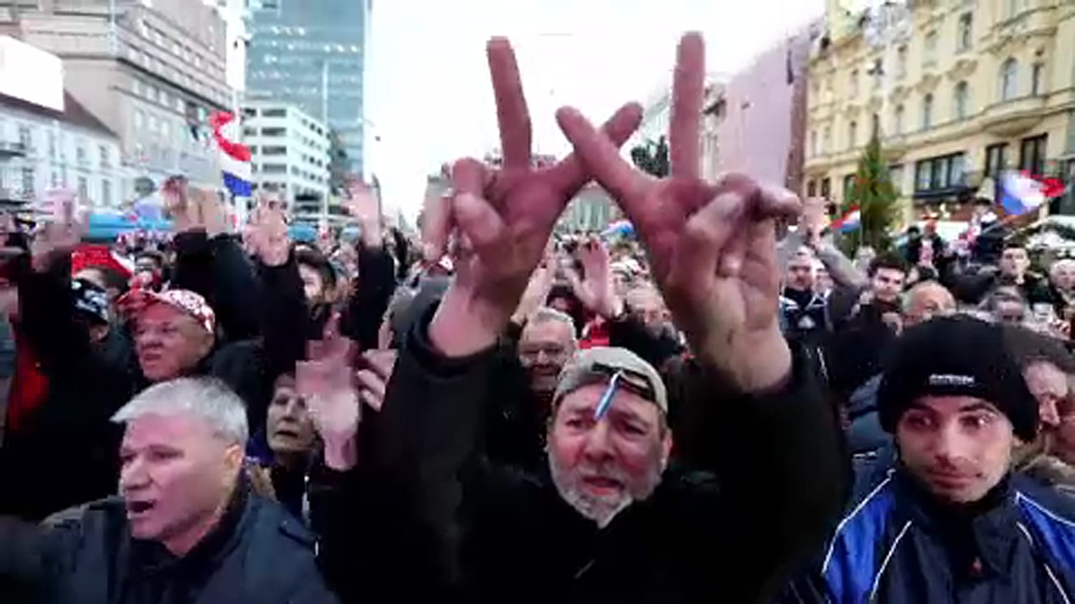 Ezrek ünnepelték a horvát teniszsikert Zágrábban