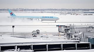 1.189 Flüge gestrichen: Schneesturm legt O'Hare-Flughafen in Chicago lahm