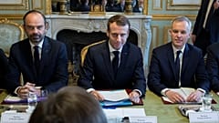 Fransa Cumhurbaşkanı Macron: 14 nükleer enerji santralini kapatacağız