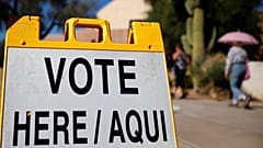 Un cartel electoral en EEUU durante las elecciones legislativas