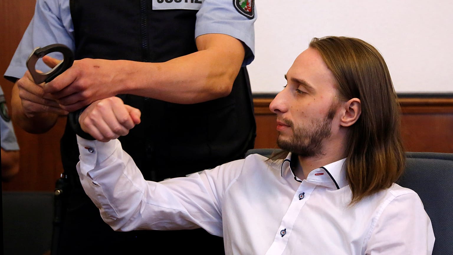 14 лет без права опциона: осуждён подорвавший автобус "Боруссии"
