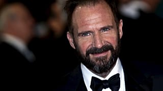 فيديو: مهرجان القاهرة السينمائي الدولي يكرّم النجم العالمي رالف فاينس 
