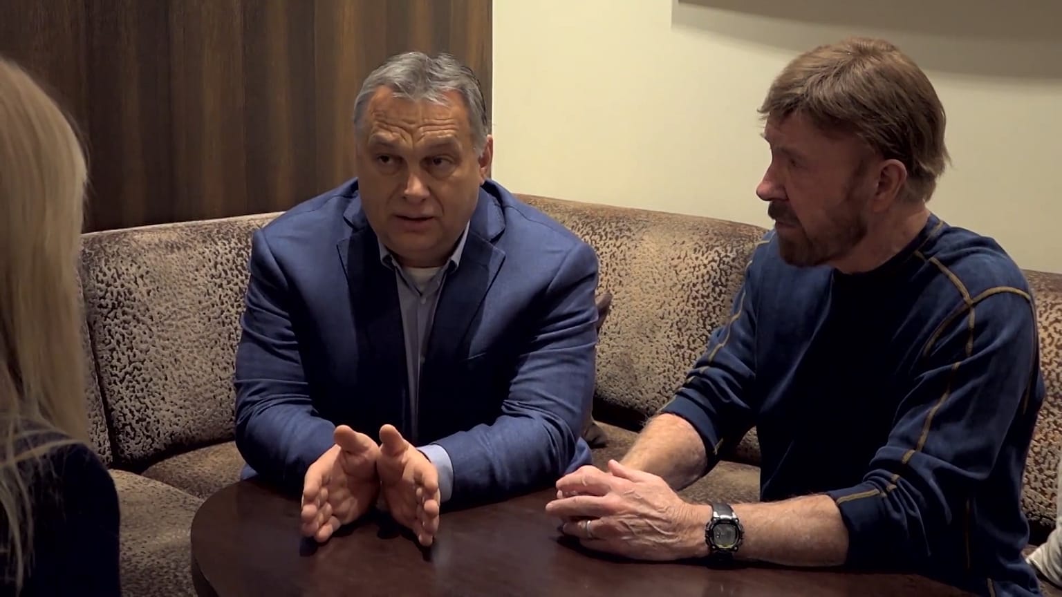 Video | Macaristan Başbakanı Orban'dan Chuck Norris'e: Ben bir sokak dövüşçüsüyüm