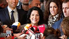 Präsidentenwahl in Georgien: Surabischwili vorn