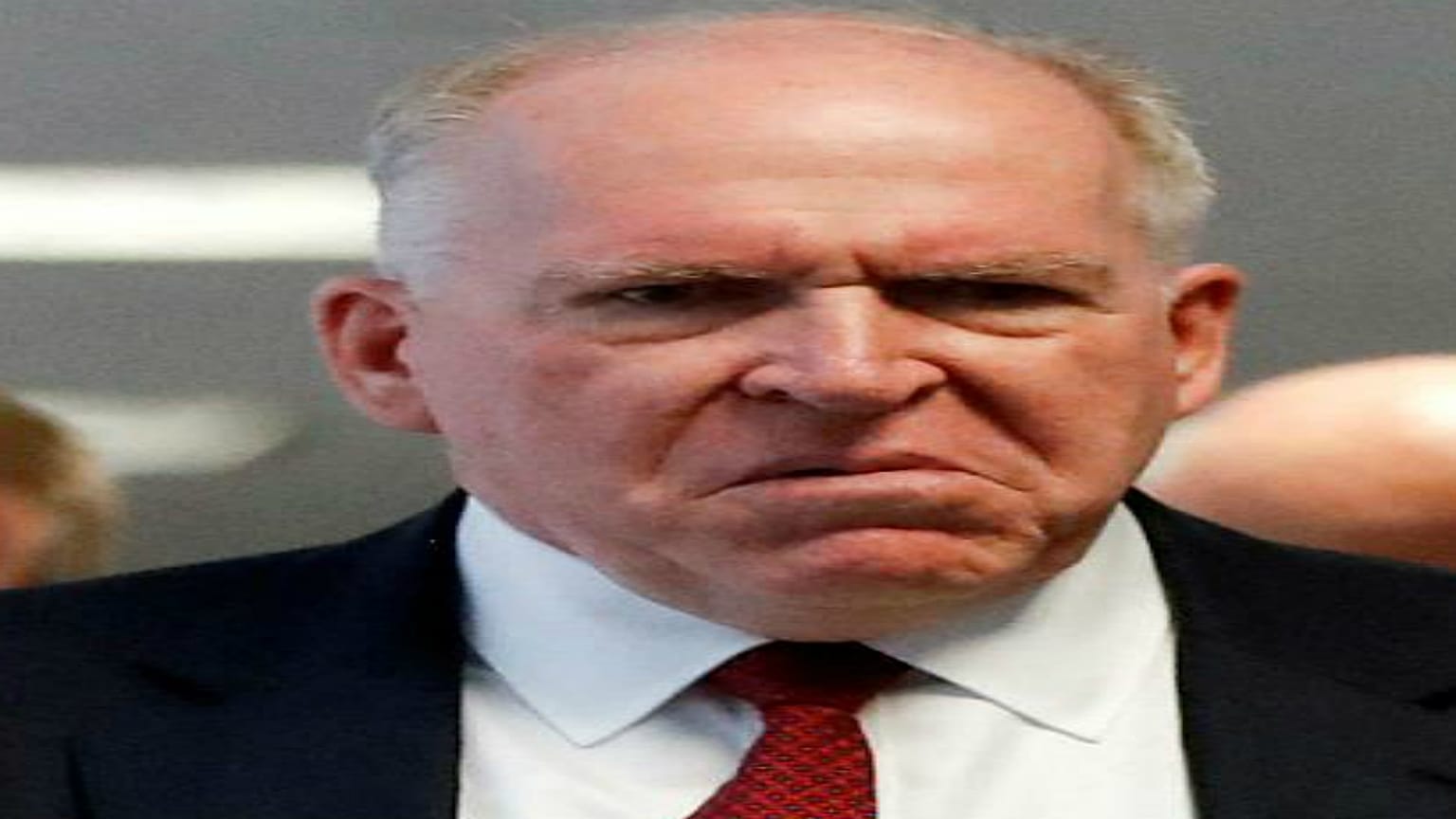 تلاسن على تويتر..مدير CIA السابق مهاجما ترامب: أنت تعاني من عقدة نقص وضعف وإحساس بالذنب وتشبه الطغاة