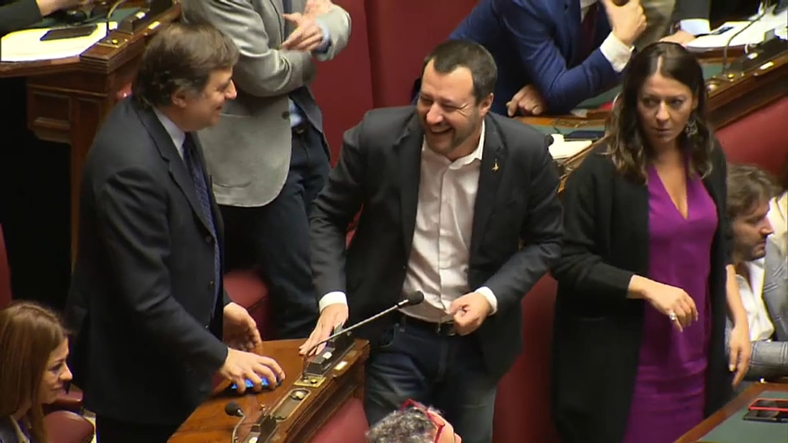 Le reazioni all'approvazione del decreto sicurezza