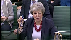 May asegura que el Reino Unido seguirá siendo competitivo después del Brexit