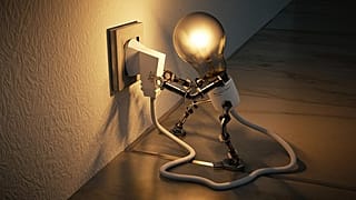 Energia elettrica: chi paga le bollette più salate in Europa?