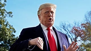 Donald Trump falou aos jornalistas antes de embarcar no "Air Force One"
