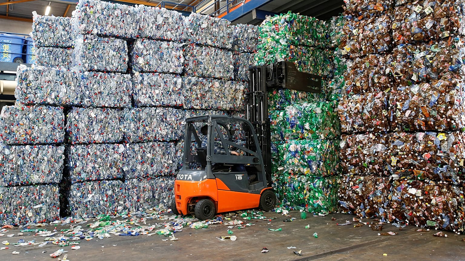 Kiderült, mennyi műanyagot hasznosít újra Magyarország