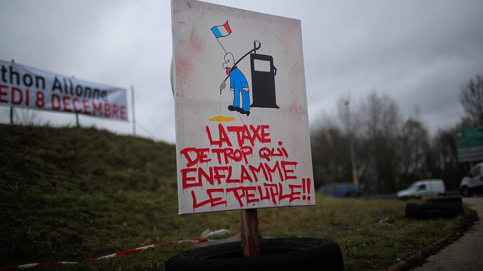 Les "gilets jaunes" gagnent des points avant Paris acte III
