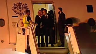 Los chalecos amarillos "persiguen" a Macron hasta Argentina