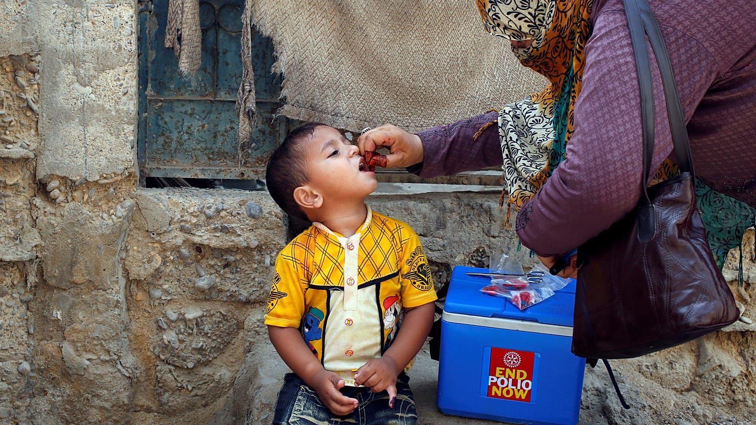 Boy receives polio vaccine drops, Karachi, Pakistan April 9, 2018.