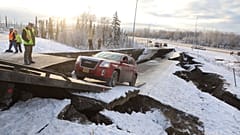 На Аляске сразу два землетрясения