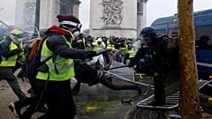 Ira y hiel en el corazón de París