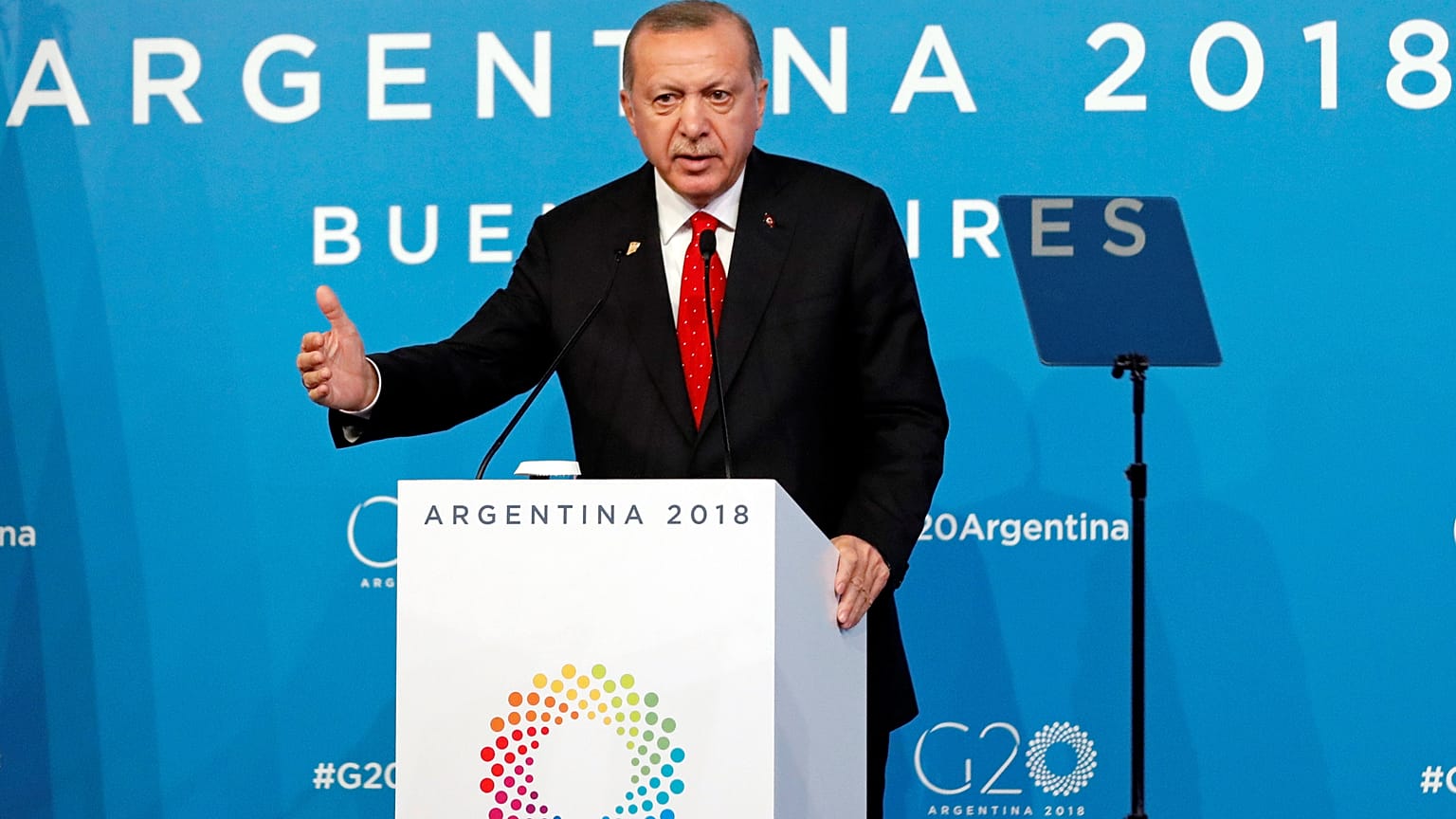 إردوغان يقول إن جريمة قتل خاشقجي استغرقت سبع دقائق ونصف