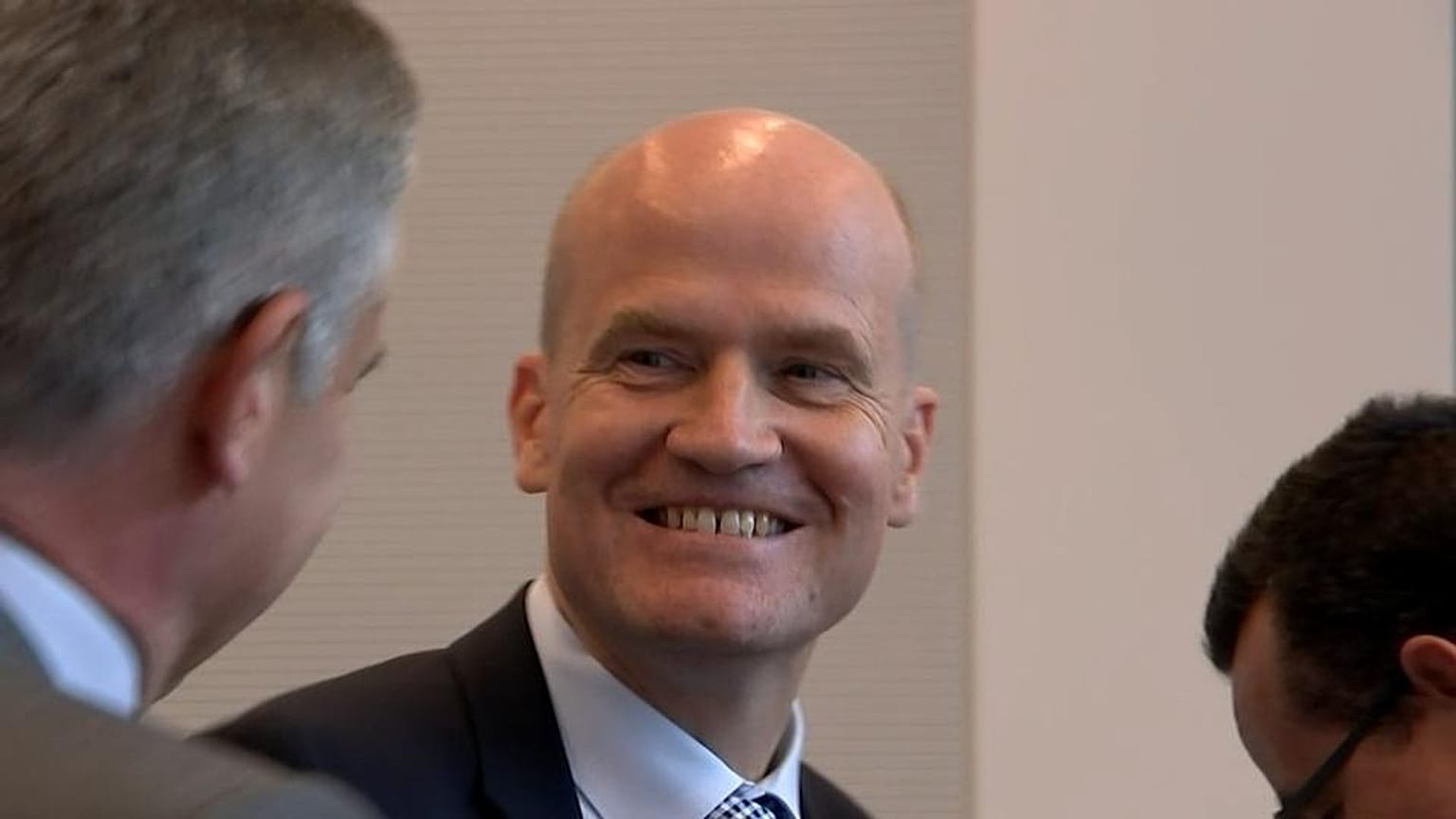Ralph Brinkhaus vence liderança do grupo parlamentar CDU-CSU
