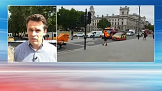 Un homme percute délibérément le parlement Westminster