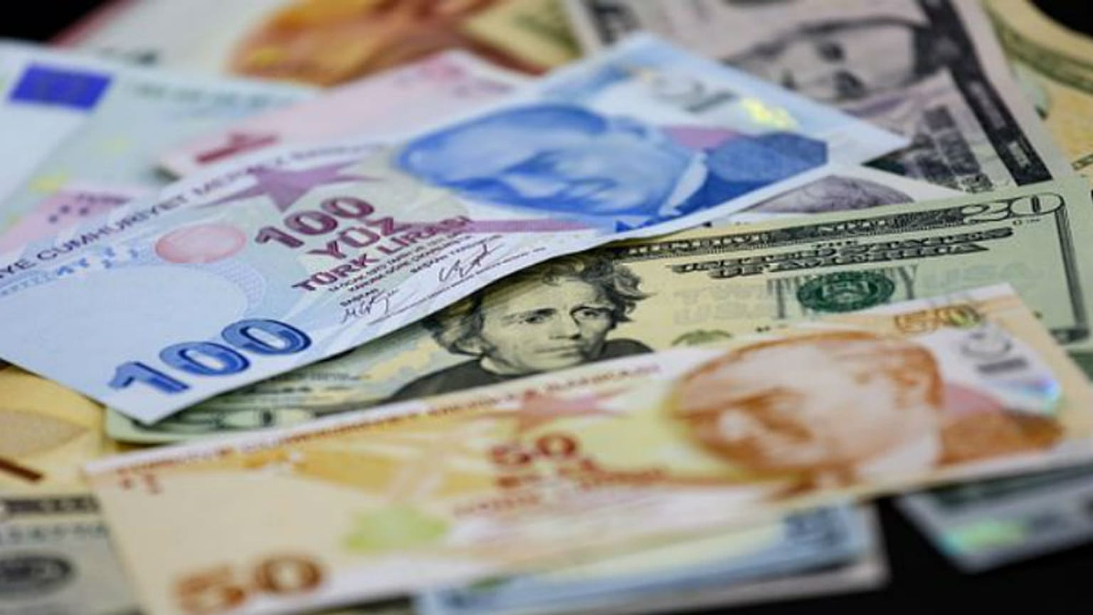 TÜİK ve güven tartışmaları: Enflasyondaki olumlu trend gerçek mi yapay mı?