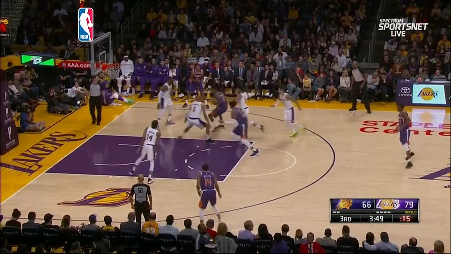 NBA: successi per Lakers e Miami
