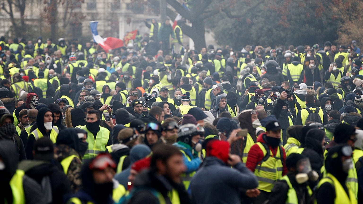 "Gilets jaunes" : un mouvement social inédit?