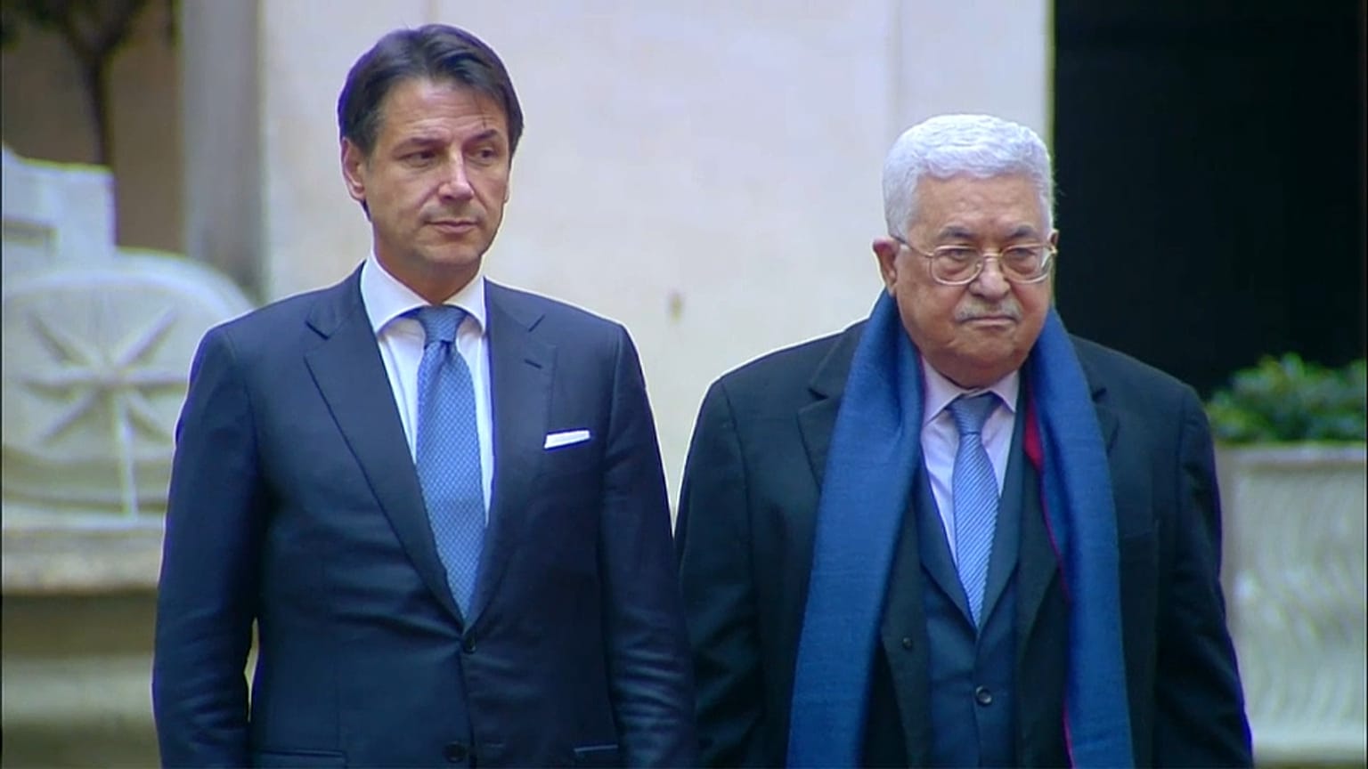 Abbas:"Gli Stati Uniti di Trump non possono essere gli unici mediatori in Medio Oriente"